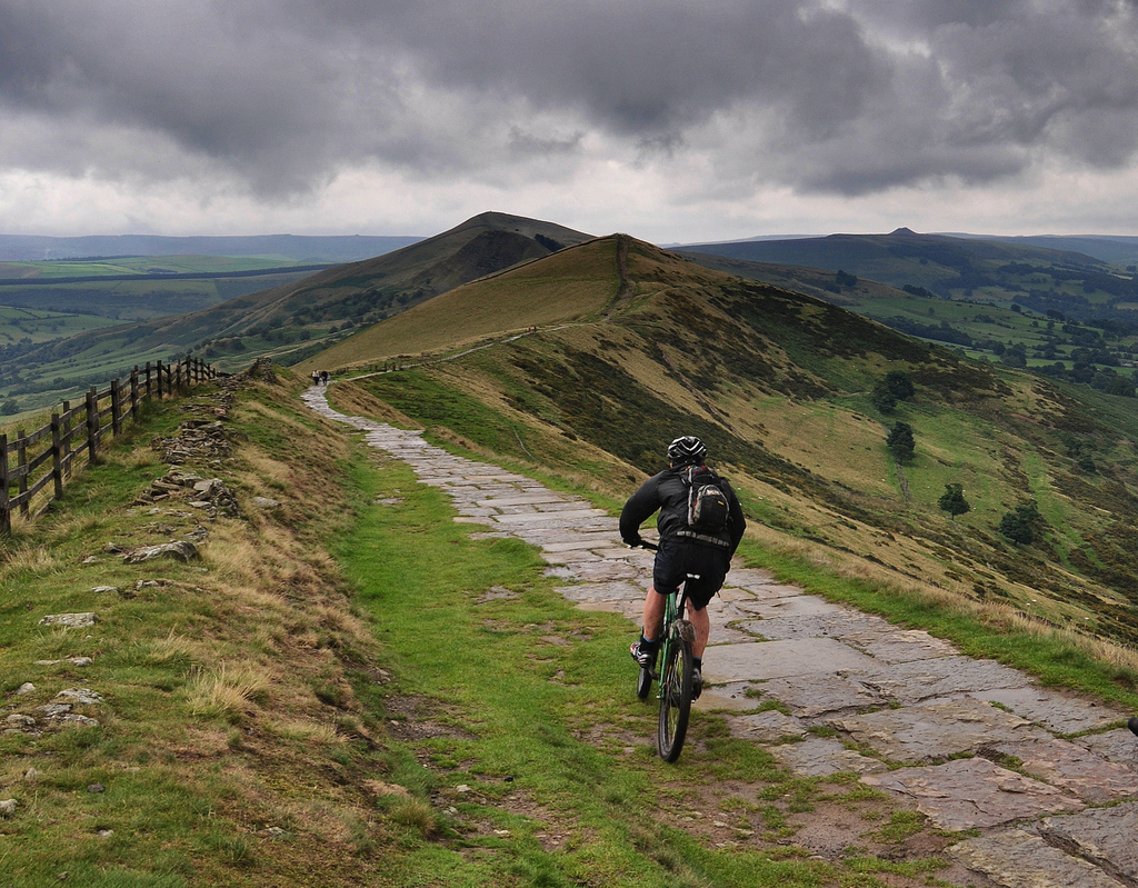 how long does mam tor take